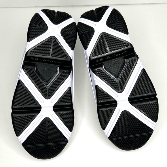 Nike Women’s Go FlyEase - Picture 10 of 10